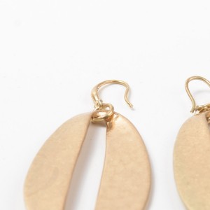 Latest Fashion temperament gold metal raindrops earrings