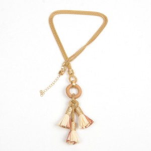 WENZHE Gold Chain Raffia Tassel Necklace