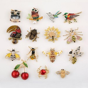 2019 new painted bee brooch animal accessories pin cute metal studded bee collar brooch