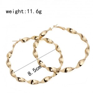 Wholesale alloy twisted circle wave shaped dubai gold plated huggie earrings