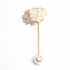 WENZHE Women Rhinestone Rose Flower Brooch Pin