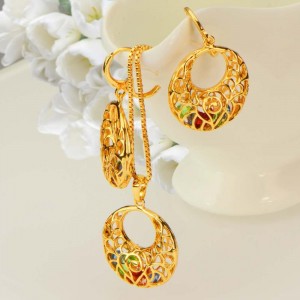 Dubai fashion copper plated 18K gold round hollow color diamond necklace earrings jewelry set