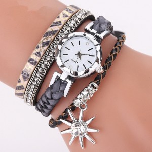 Best Quality Fashion lady pendant bracelet watch