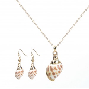 WENZHE New Design Delicate Natural Seashell Pendant Necklace Earring Jewelry Set