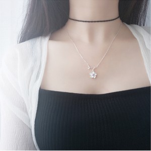 S925 Sterling Silver Clavicle Chain With Single Diamond Sakura Pendant Necklace Female