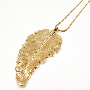 Fashion Women Costume Jewelry Leaf Shape Simple Design Charm Saudi Gold Necklace