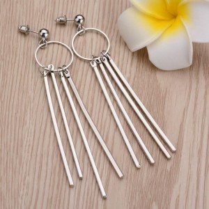 New design luxury simple gold plated metal tassel lady fashion earrings