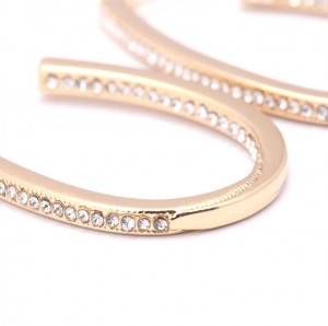 New Trend Women U Shape Stud Earrings Gold Beautiful Designed Earrings
