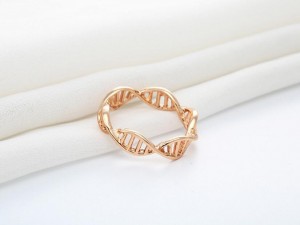 WENZHE Latest Gold Plated Alloy DNA Hollow Spiral Molecules Finger Rings