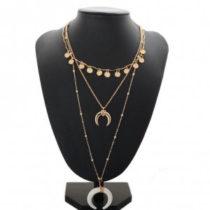 Women Fashion Multilayer Gold Chian Horn Pendant Choker Boho Necklace