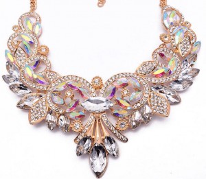 Exaggerated Clavicle Chain Accessories Women Hollow Crystal Flower Statement Choker Necklace