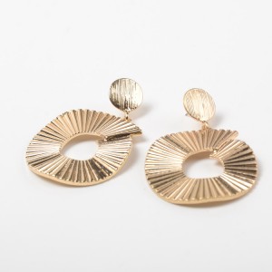 Wholesale gold Alloy geometric vintage fold simple round hollow earrings