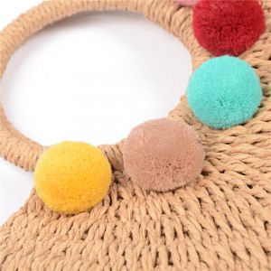 WENZHE Wholesale Straw Bags for Summer with Colorful Pompom Balls Straw Beach Bag