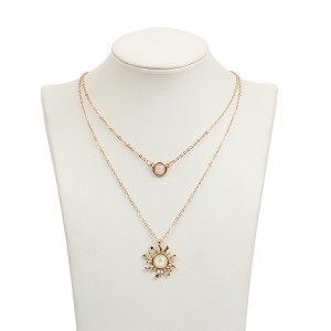 Latest Design Multilayer Sun Flower Pendant Necklace Women Fashion Opal Clavicle Necklace