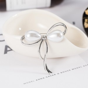 New bow brooch brooch jewelry female fashion suit cardigan big pin wild pearl shawl buckle