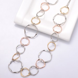 European and American personality exaggerated geometric necklace creative alloy hollow circle connected necklace