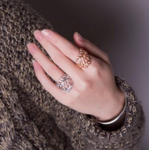 Yiwu jewelry manufacturer shine zircon gold plated leaf wrap ring