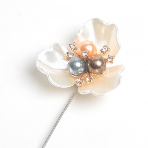 WENZHE Flower Pearl Women Shawls Brooches Pins