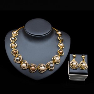 High Quality Newest Gold Chain Necklace Gift Statement Pearl Jewelry Necklace Sets