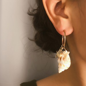 WENZHE Simple Conch Starfish Drop Hoop Earrings