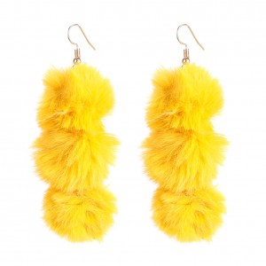 Wholesale Winter Season New Arrival Earrings For Women Fur Ball Pom Pom Earrings