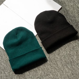 WENZHE Hot Outdoor Fisherman Slouchy Blank Running Winter Black knit cap Custom Knitted Ribbed Beanie