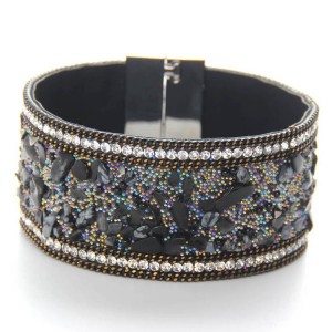 Latest natural crystal gravel stone multicolor leather bracelet for women