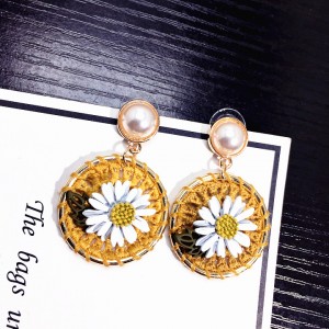 Wholesale Fashion Jewelry Silk Thread Knit Mesh Flower Pearl Earrings