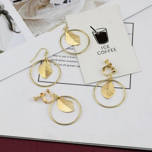 Wenzhe fashion jewelry latest design women gold leaf circle drop earrings