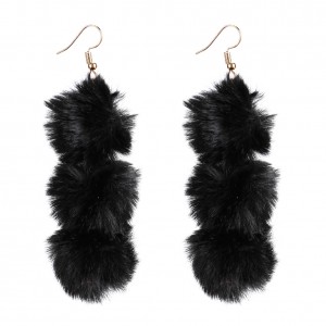 Wholesale Winter Season New Arrival Earrings For Women Fur Ball Pom Pom Earrings