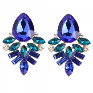 Latest fashion jewelry vintage design ladies earrings wholesale statement zirconia stud earrings women