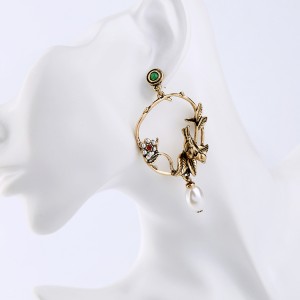 Vintage elegant pearl flower bird stud earrings pearl earring for women