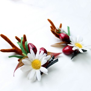 Fashion Design Handmade Christmas Flower And Berry Hair Clip With Antler