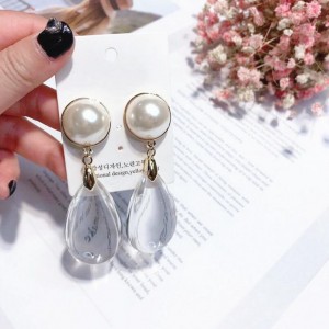 Gold plated pearl waterdrop shape exaggerate transparent big gemstone earring