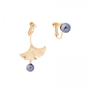 Gold Plated Ginkgo Biloba Designs Black Imitation Pearl Earrings