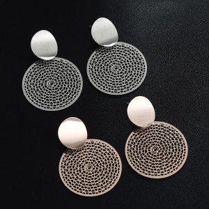 Exquisite exaggerated metal hollow geometric round cake big circle earrings