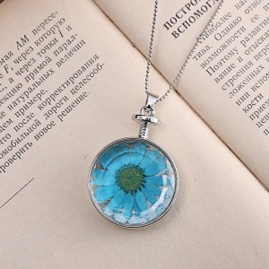 Best Quality Fashion new design Round Gypsophila Dried Flower Necklace Plant Dried Flower Pendant