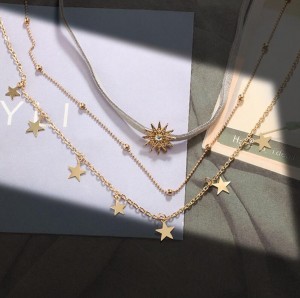 Lady Accessory Most Popular Gold Plated Star Pendant Multilayered Necklace for Women