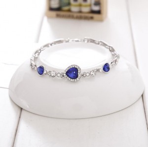 Fashion rhodium color plated crystal heart shape jewelry charm bracelet