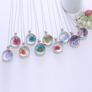 Best Quality Fashion new design Round Gypsophila Dried Flower Necklace Plant Dried Flower Pendant