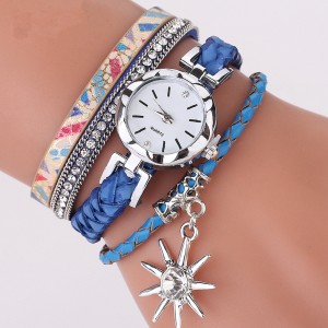 Best Quality Fashion lady pendant bracelet watch