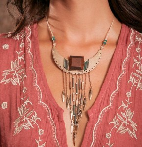 Women Statement Collar Necklace Metal Tassels Jewelry Chunky Necklace