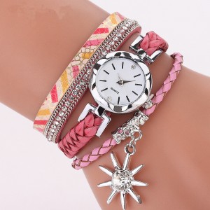 Best Quality Fashion lady pendant bracelet watch