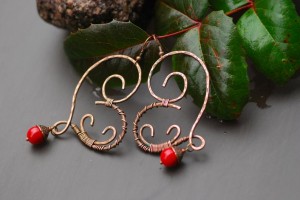 Red coral Dangle Copper Earrings Rustic Hammered Copper coral Earrings Bohemian Earrings Antiqued Copper Artisan Earwires heart chandelier