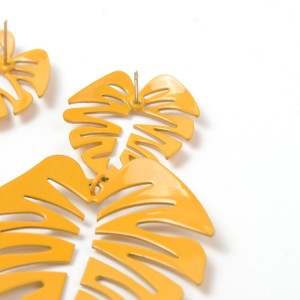 2019 Hot Sale Fashion Simple Style Alloy Yellow Leaf Drop Earrings For Women Girl Leaves Earrings Accessories