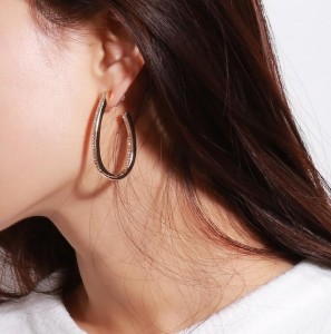 New Trend Women U Shape Stud Earrings Gold Beautiful Designed Earrings