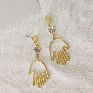 New Arrival Fashion Gold Earring Jewelry Hand Shape Earrings Women