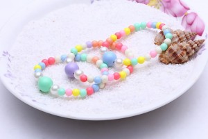 New kids jewelry set Colored Small Pearl Necklaces Bracelets Set Baby Resin Jewelry wholesale