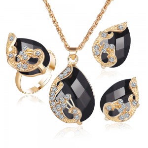Plated gold Austrian crystal drop peacock three-piece kit pendant necklace earrings ring set women
