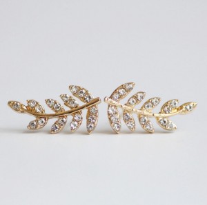 Sweet jewelry 14k gold plated full diamond leaf shape gorgeous lady earring